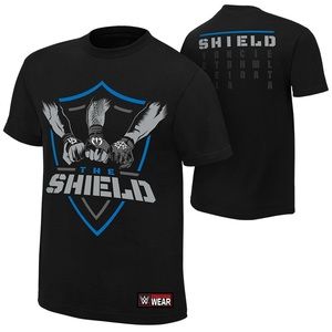 WWE SHIELD SHIRT ADULT SIZE M